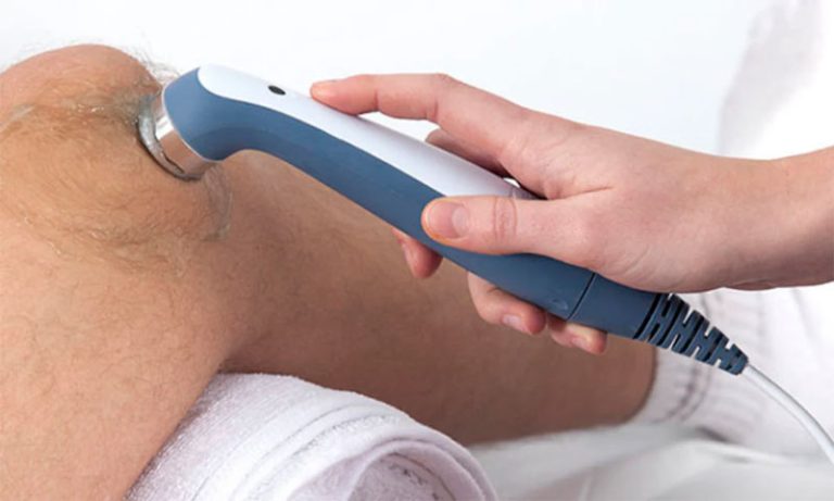 درباره این مقاله بیشتر بخوانید فیزیوتراپی بعد از عمل رباط صلیبی (ACL) چگونه انجام می‌شود؟